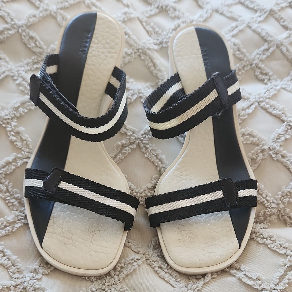 Bally Aluta Made In Italy Black And Whitw Velcro Straps Wedge Shoes Size 37 1/2